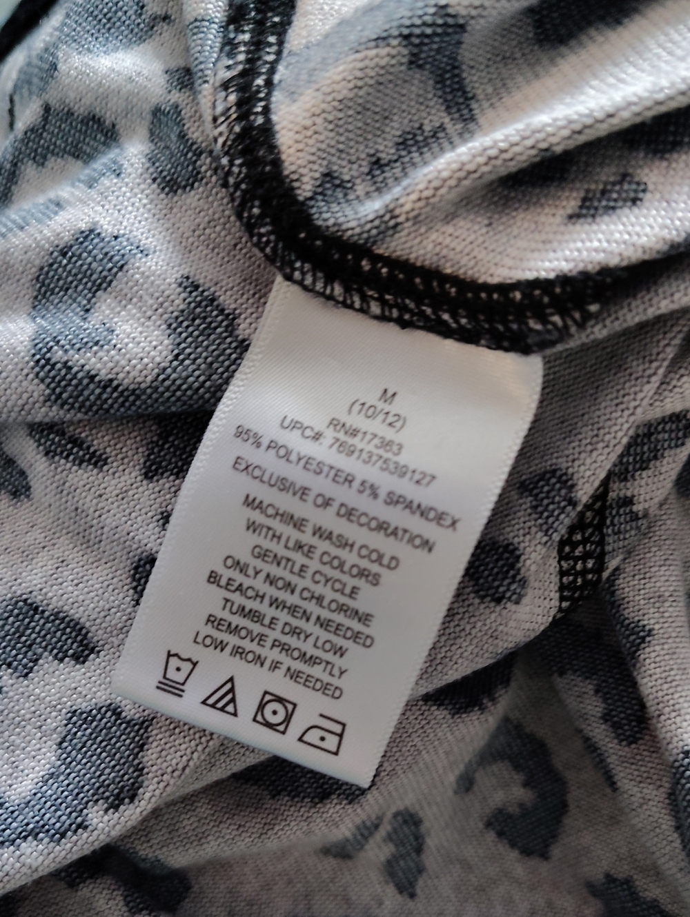 Cuddl Duds 2 Piece Long Sleeve Brushed Sweater Knit Sleep Set Gray Animal Print - Picture 12 of 12